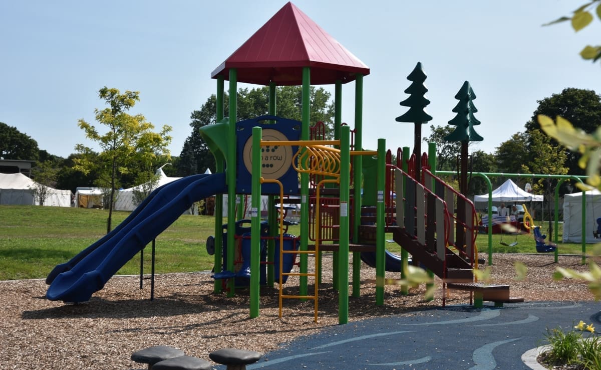 Carpentersville - Playground - Upland Design